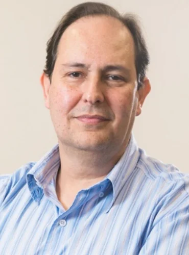 Foto do Coordenador Dr. Alejandro Marcel Hasslocher Moreno